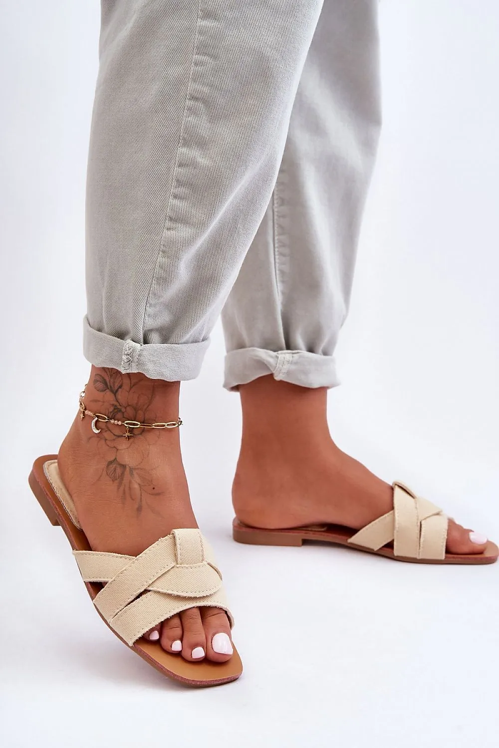 slippers   Step in style (183493)